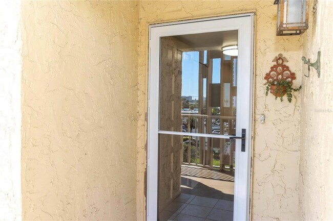 Photo - 105 Island Way Unit 142