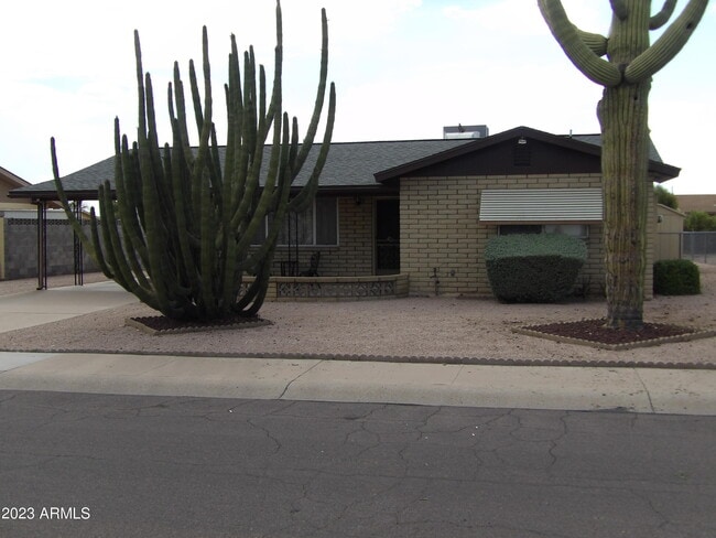 1446 S Palo Verde Dr