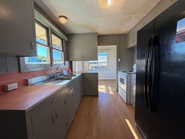 Photo - Pearl City: 3 bedroom 1.5 bath single family home with 1 car carport