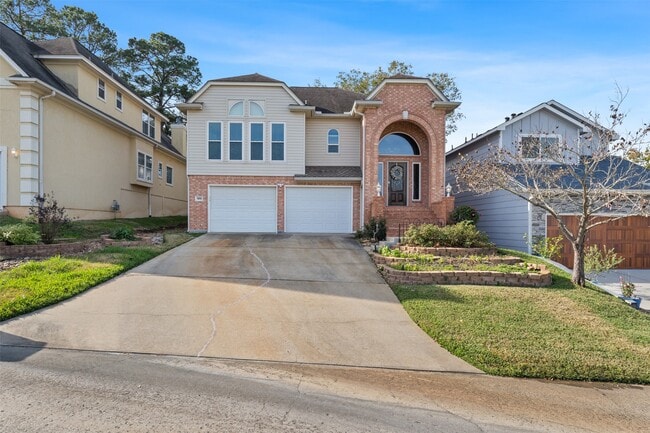 Photo - 120 Harbour Town Dr