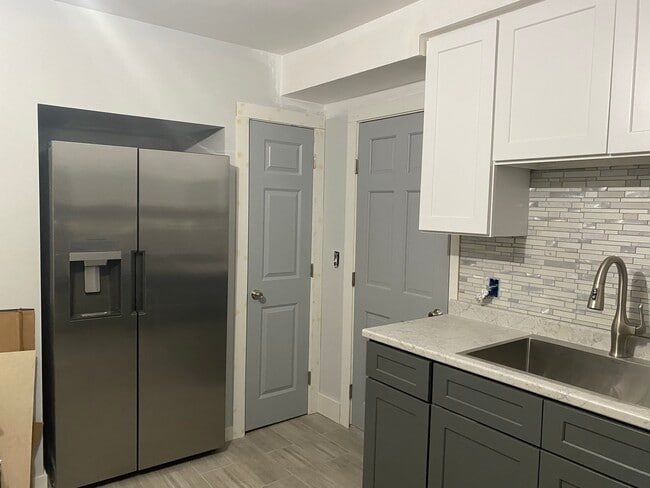 92 Walnut St Unit 1 RIGT