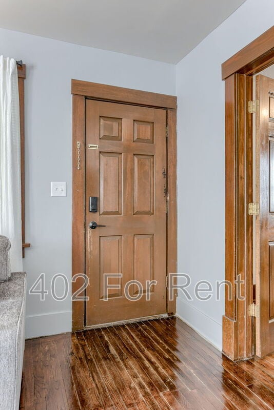 Photo - 4806 Charles St