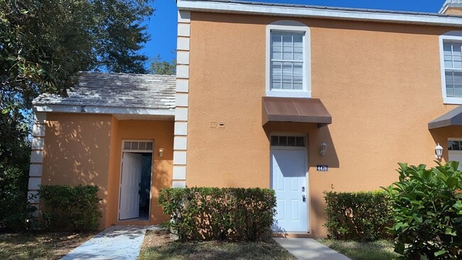 Building Photo - 2545 Old Vineland Rd