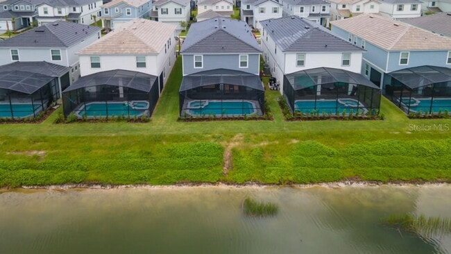 Photo - 7215 Oakmoss Loop