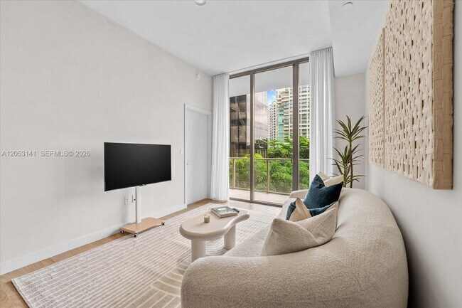 Photo - 2678 Tigertail Ave Unit 315