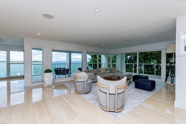 Photo - 891 N Venetian Dr