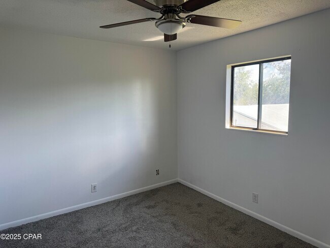 Photo - 1135 Magnolia Ave