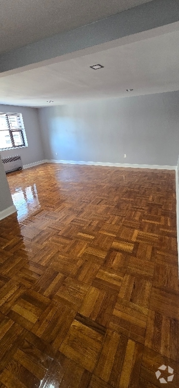 Building Photo - 56 S Munn Ave Rental