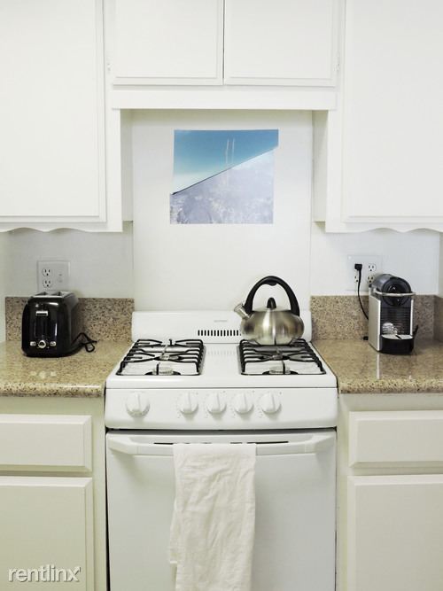 Photo - 2828 W Lincoln Ave