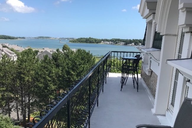 Wrap around deck - 100 Marina Dr Unit 515