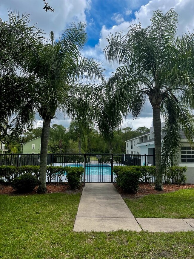 Photo - Beautiful Townhouse 3Beds / 2 and Half Bath