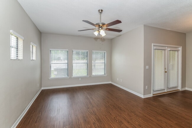 Photo - 538 Dry Branch Way