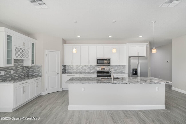 Photo - 2281 Ramsdale Dr SE