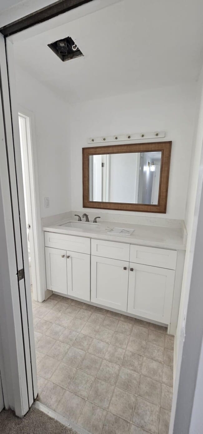 Mission Bart Apartments - Newly Renovated