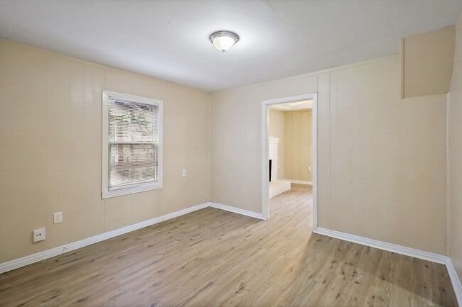 Photo - 946 Milam St