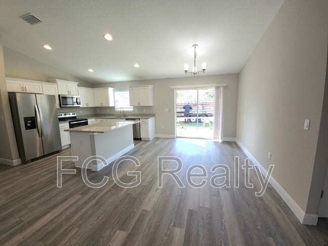 Photo - 85 Oak Circle Pass