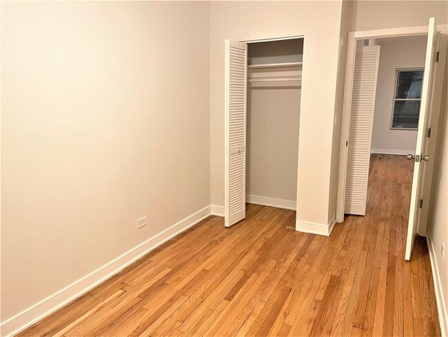 Photo - 4405 N Kimball Ave Unidad 3F