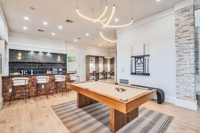 Photo - Villas Tech Village