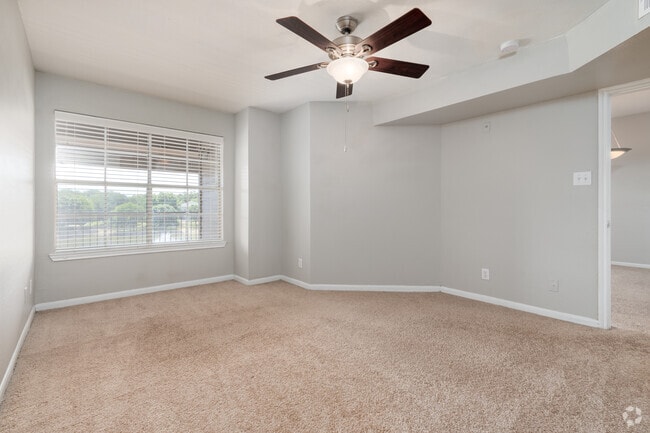 2BR, 2BA - 1134SF