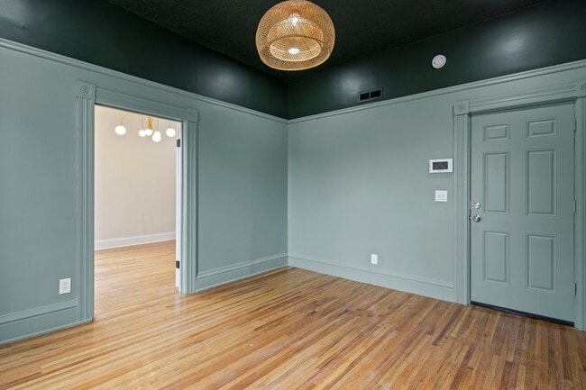 Photo - 853 Meigs St Unidad A