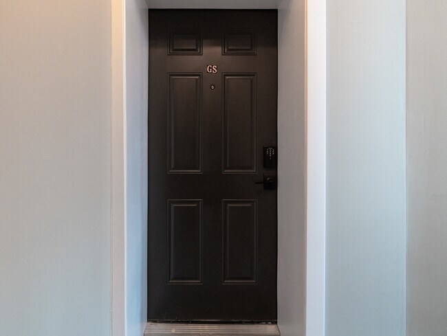 Photo - 4745 N Beacon St Unit GS