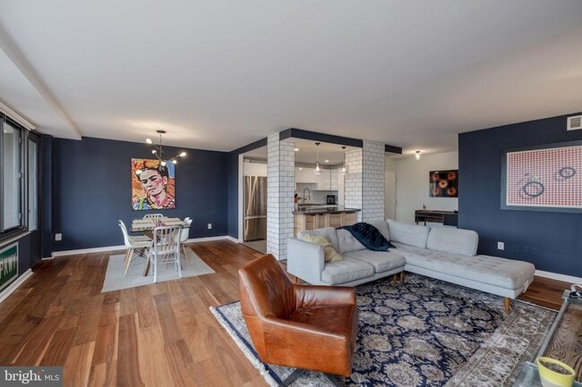 Photo - 5500 Holmes Run Pkwy Unit 1005