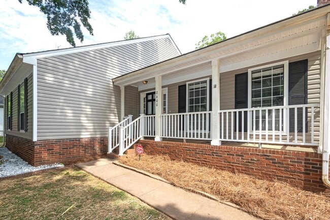 Photo - 2600 Olde Whitehall Rd