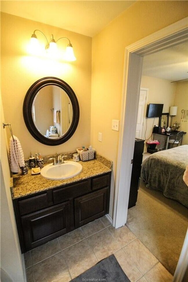 Spacious 4 Bedroom, 3 Bathroom House in Ho... - Spacious 4 Bedroom, 3 Bathroom House in Ho...
