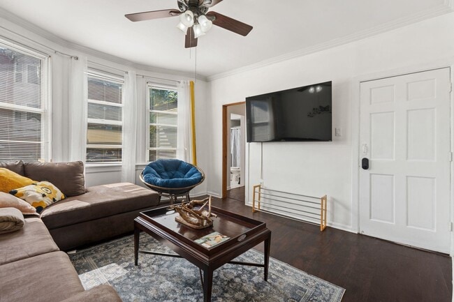Photo - 8511 Smith Ave Unidad 2