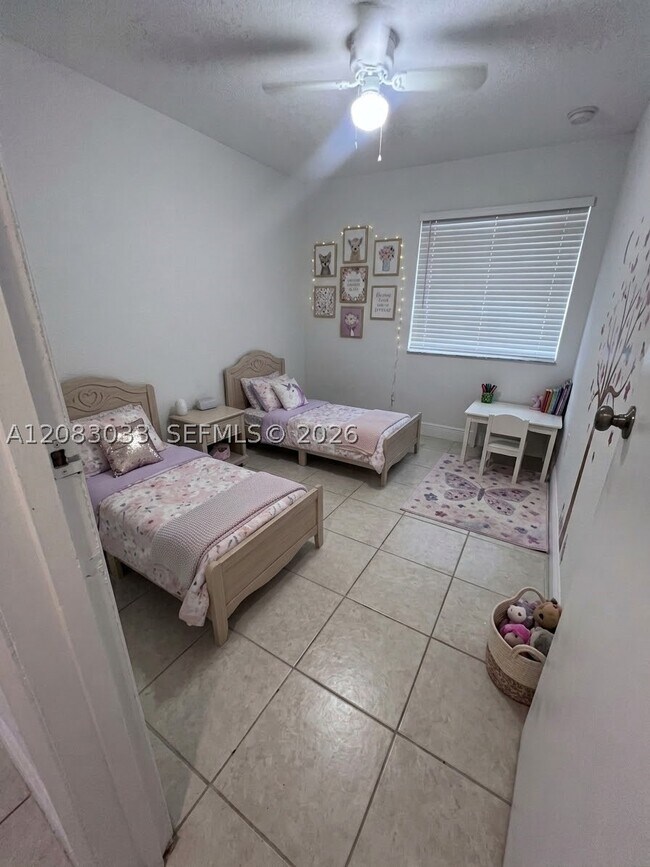 Photo - 1605 NW 127th St