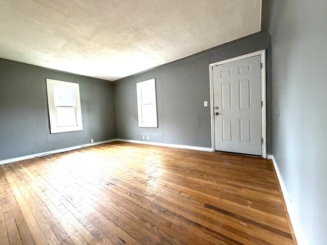 Photo - 1486 Lavender Ave