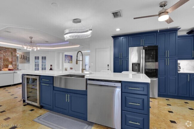 Building Photo - 154 SW 51st Terrace Rental