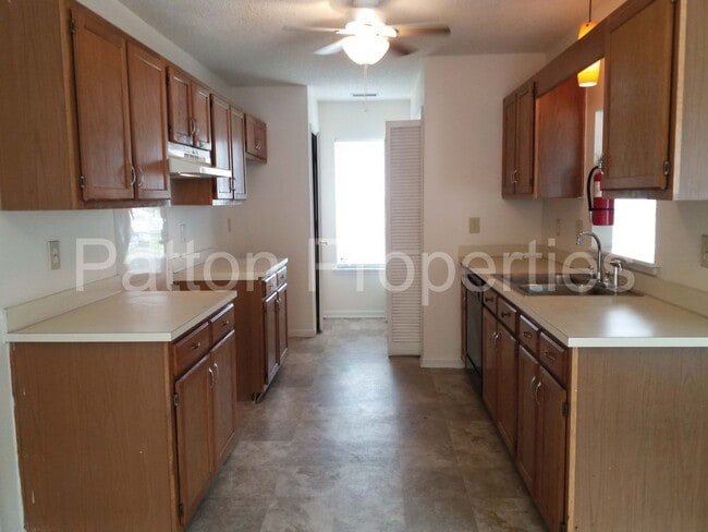 117 Green Rose Rd