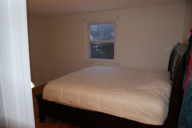 Photo - 250 Spring Cir Apartments Unit 2