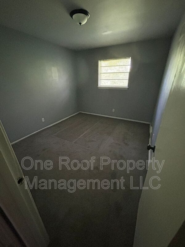 Photo - 5304 Ditzler Ave