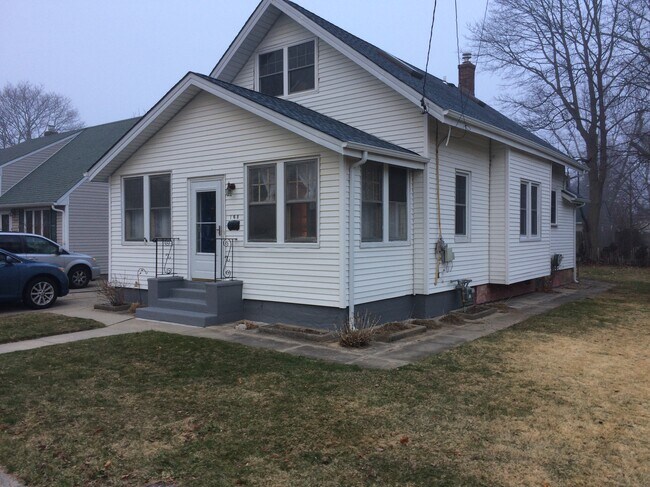 Photo - 168 S. 6th St