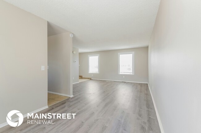 Photo - 9661 Adams St