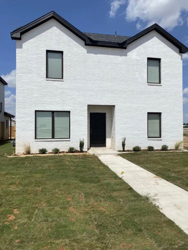 Spacious 2-Story 4 Bedroom in Cooper ISD! - Spacious 2-Story 4 Bedroom in Cooper ISD! House