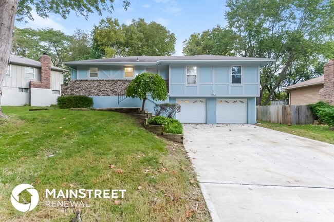 Building Photo - 501 SW Shamrock Pl