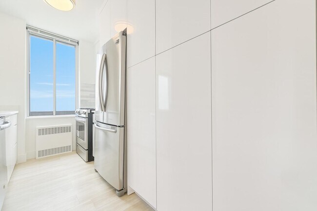 Photo - 1735 York Ave Unit 12A