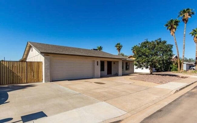 Photo - 2958 S El Paradiso