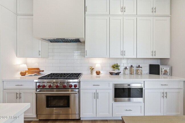 109 W Willo Ct