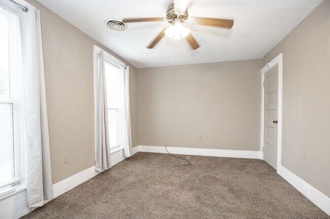 Photo - 1432 W 110th St Unit 1432 W110th Up