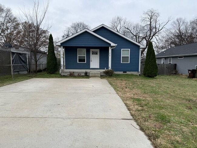 Photo - Lovely 3 Bed 2 Bath House in Old Hickory - Fenced in Yard