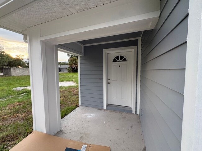Photo - 1702 W Granfield Ave