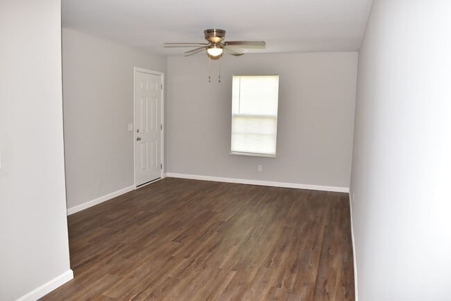 Photo - Quite peaceful 2 Bed, 1 Bath Duplex in Panama, FL - Perfect for Cozy Living! Unit C