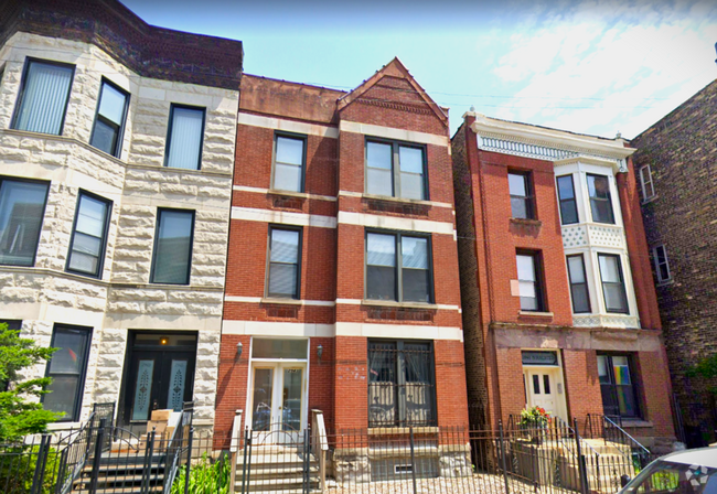 Building Photo - 2943 N Halsted St Unit 2943-2 Rental