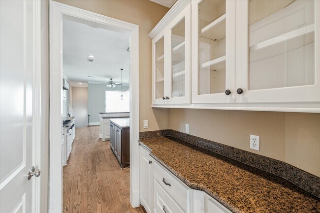 Photo - 3310 Blue Bonnet Blvd