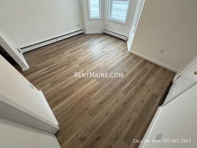 Photo - 152-154 Third St. Apt. Unidad 7