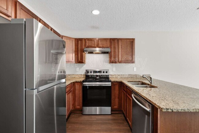 Photo - 7608 Rain Forest Dr N